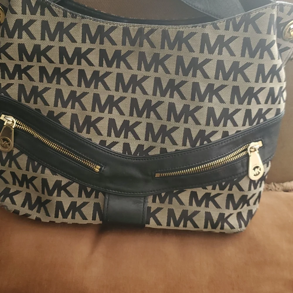 MK MICHAEL KORS PURSE